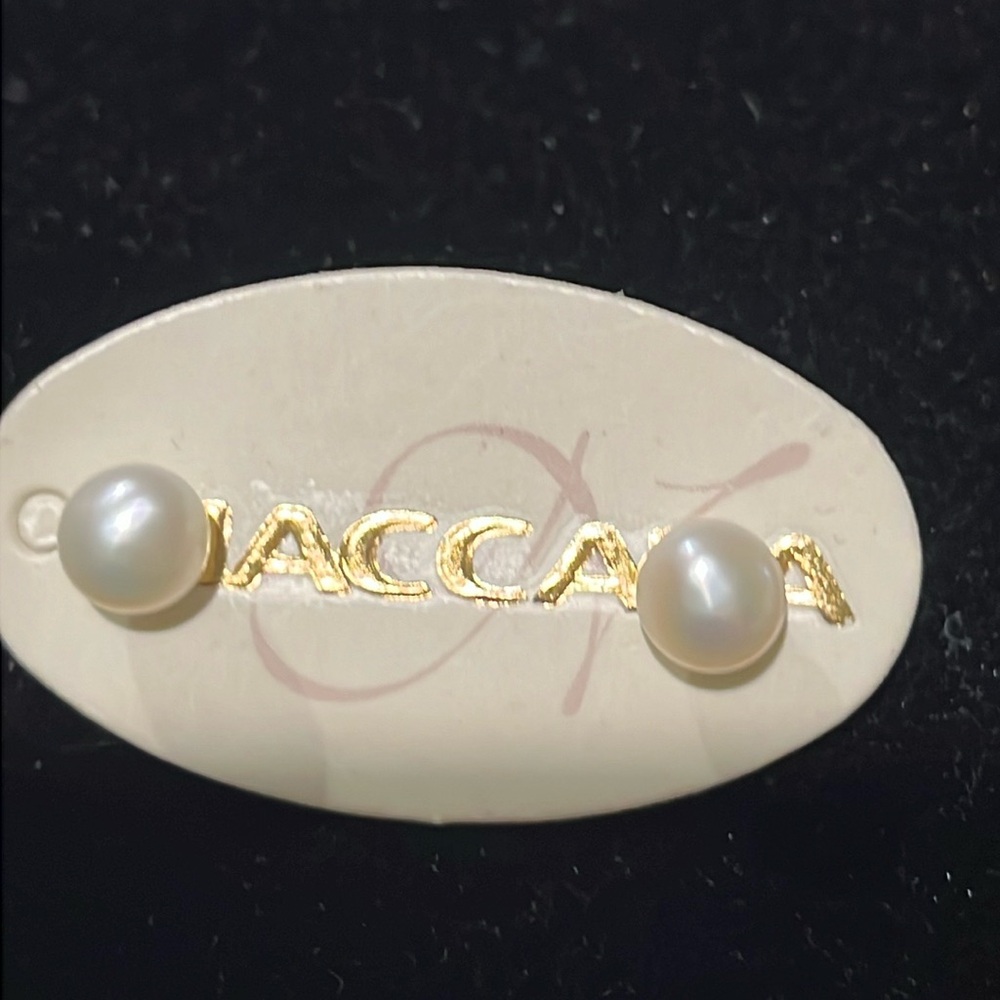 Beautiful vintage freshwater pearl earrings